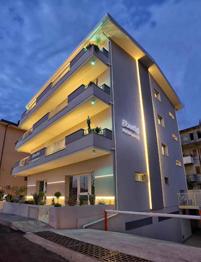 Bizantini Tropea Aparthotel Exterior foto